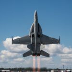 De 5 mest imponerende luftakrobatik-manøvrer udført af Super Hornet piloter